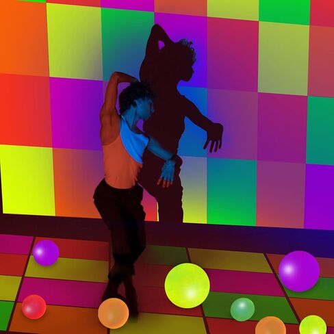 20 ورقة يلمع في الظلام لوازم الحفلات من النيون ورق لامع وديكورات الحفلات السوداء (5 ألوان) in Kuwait