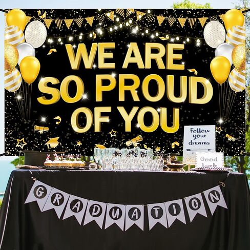 لافتة نحن فخورون جدًا بك مقاس 72 × 44 بوصة، ديكورات خلفية تهنئة، لافتات كبيرة باللونين الأسود والذهبي، لافتات التخرج، فئة 2023، مستلزمات خلفية لحفلات التخرج in Kuwait