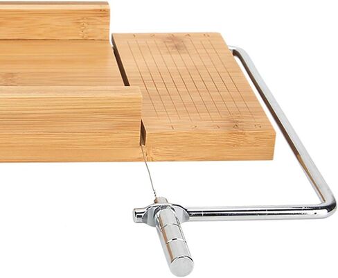 اداة تقطيع صابون من خشب الخيزران قابلة للتعديل لتقطيع الصابون والكيك والشموع والشوكولاتة والطعام والصابون in Kuwait