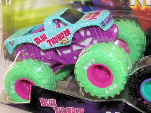 Monster Jam 2023 Nitro Neon Series 2-Pack Blue Thunder vs Dragon in Saudi Arabia