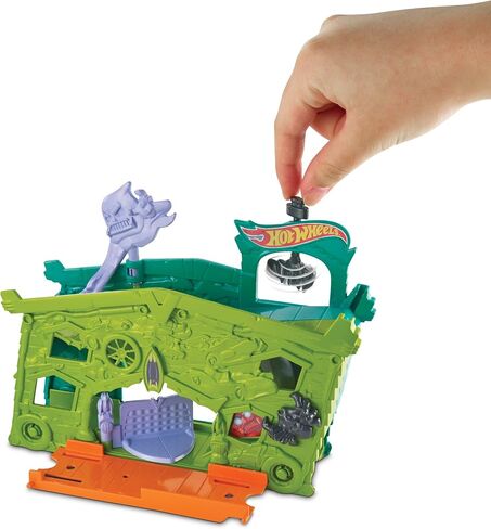 Hot Wheels Ghost Garage Playset in Saudi Arabia