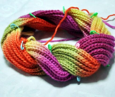200pcs Colorful Knitting Stitch Counter Knitting Weave Crochet Locking Stitch Markers Stitch Needle Clip in Saudi Arabia