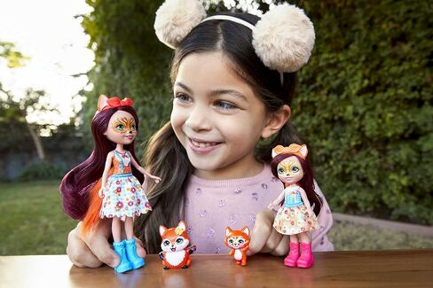 Enchantimals Felicity & Feana Fox Sister Dolls (6-in & 4-in) & 2 Animal Figures, Removable Skirt and Accessories, Great Gift for Kids Ages 3Y+ in Kuwait