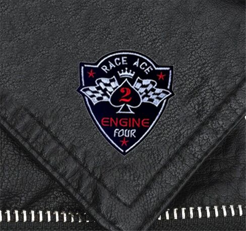 شعار Racing Ace حديد على الخياطة على رقعة مزخرفة، شارة مطرزة للبوكر، سباق النصر، علم مربع، سباق السيارات، حديد مطرز على رقعة لحقائب الظهر، شارة الملابس، مزخرفة in Kuwait