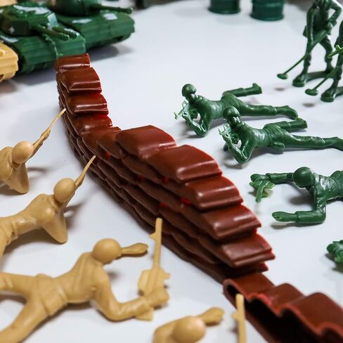 هاتون مجموعة العاب للرجال من توي ارمي، 107 قطعة من مجسمات القوات العسكرية البلاستيكية، مجموعة العاب معركة قتالية مع جنود ودبابة وطائرة وطائرة وهليكوبتر وعلم وسياج وملحقات ساحة المعركة للاولاد والاطفال in Kuwait