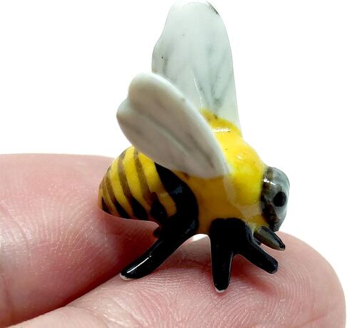SSJSHOP Bee Micro Tiny Dollhouse Figurines Hand Painted Ceramic Animals Collectible Gift Home Garden Decor in Kuwait