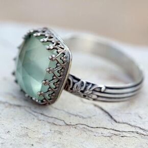 Vintage Silver Mint Green Moonstone Ring 925 Sterling Silver Retro Princess Square Cut Green Moonstone Diamond Prehnite Gemstone Wedding Engagement Ring