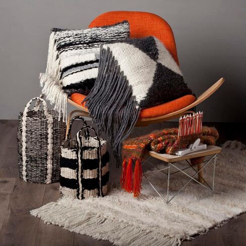 مجموعة Craft Crush Weaving Loom Craft - تعلم نسج الأوشحة والقفازات والديكور المنزلي - مجموعة أدوات يدوية صغيرة بتصميم عصري للمراهقين والبالغين - سهلة الاستخدام، ونسيج سريع من صانعي Loopdeloom، صغيرة in Kuwait