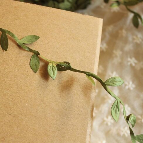 توسنيل 5 لفات اجمالي 109 ياردة من اوراق الشجر الخضراء الزيتونية، اكليل اوراق الكرمة الصناعية - رائع للحرف اليدوية وتغليف الهدايا وحفلات الزفاف وديكور المنزل in Kuwait