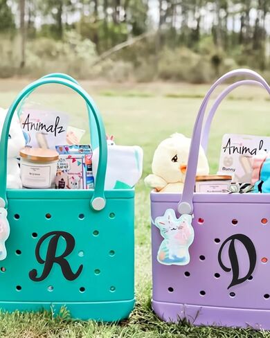 3 قطع من تعليقات حروف لحقائب بوج بحجم كبير 2.75 انش من جيلي، ملحقات حشوات شنطة توت للشاطئ، دلاية حروف ابجدية لتزيين شنطة اليد بنفسك، مطاط، بدون احجار كريمة in Kuwait