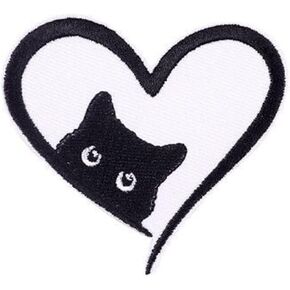 رقعة القط الحديد على الرقع المطرزة للملابس، وجه القطة السوداء في الرقع على شكل قلب على شارة مطرزة، رقعة الحيوان للملابس، الجينز، تي شيرت، قبعات الأحذية، ملصقات in Kuwait