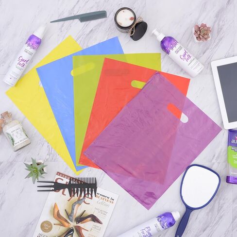 أكياس البضائع - 100 عبوة 100 كيس من البلاستيك مقاس 12 × 15 بوصة بحجم 1.25 مل للأعمال الصغيرة، وحقائب تسوق للبيع بالتجزئة متعددة الألوان مع مقابض بكميات كبيرة للبوتيكات والمتاجر وحفلات أعياد ميلاد الأطفال والهدايا والأشياء الجيدة، شكرًا لك in Kuwait