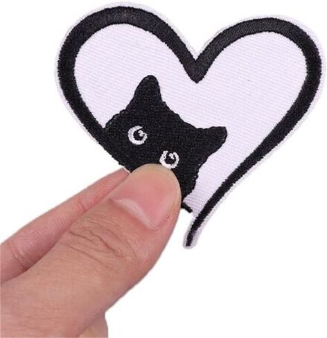 رقعة القط الحديد على الرقع المطرزة للملابس، وجه القطة السوداء في الرقع على شكل قلب على شارة مطرزة، رقعة الحيوان للملابس، الجينز، تي شيرت، قبعات الأحذية، ملصقات in Kuwait