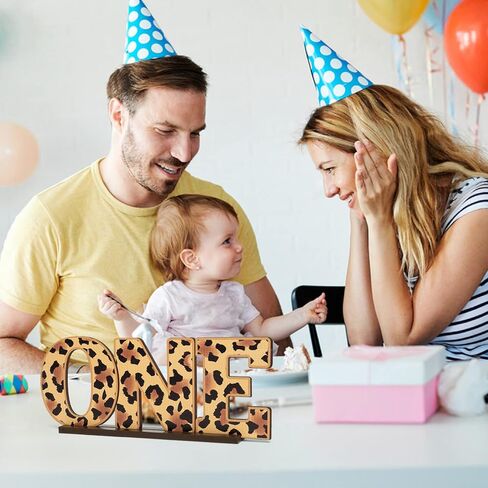 قطعة مركزية للطاولة الخشبية بنمط ليوبارد وايلد ون للاطفال الاولاد والبنات من جي 1 نجتار، لافتة على شكل حيوان سفاري على شكل فهد واحد لتزيين الطاولة لحفلات اعياد الميلاد الاول، مستلزمات حفلات استقبال in Kuwait