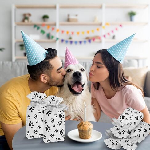 ييداكو 50 قطعة من اكياس الهدايا المطبوعة على شكل مخالب، اكياس هدايا بلاستيكية للكلاب مع رباط، اكياس حلوى للكلاب والقطط وهدايا الحفلات وديكورات حفلات اعياد الميلاد للاولاد والبنات، 9 × 6 انش in Kuwait