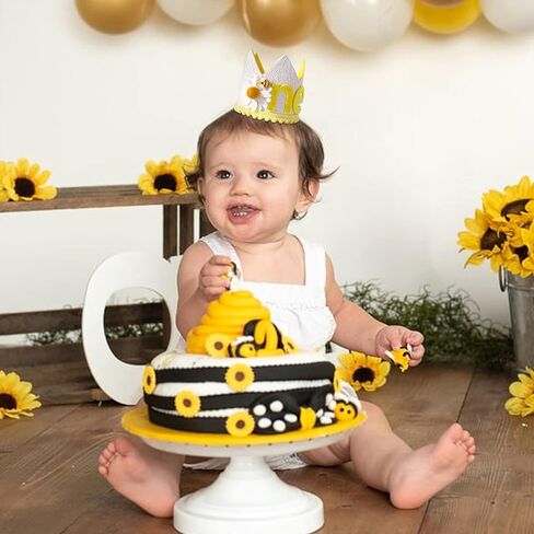 واواو تاج عيد الميلاد الاول من ديزي بي - تاج بوهو ديزي لعيد الميلاد، عيد ميلاد رائع، قبعة حفلة عيد ميلاد النحل الاول، تاج عيد ميلاد نحلة سعيدة، تاج عيد ميلاد سعيد in Kuwait