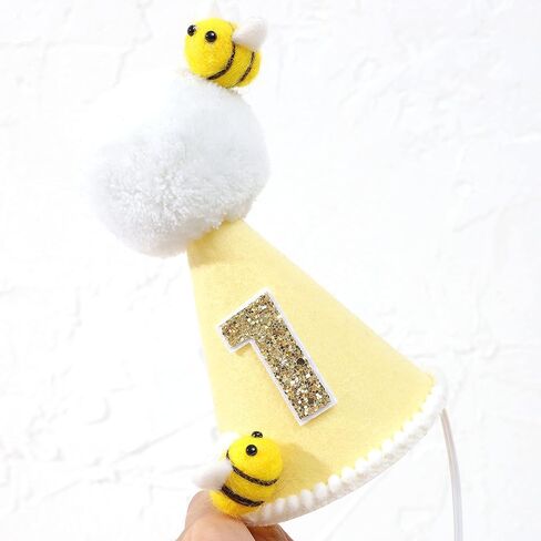 قبعة عيد الميلاد الأولى من Rweseo Bee - ديكورات حفلات عيد الميلاد الأول للنحلة، قبعة عيد الميلاد الأول للنحلة، حفلة يوم النحل السعيد، إنها ممتعة لنحلة واحدة in Kuwait