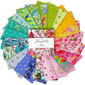 مجموعة سحر Besties مقاس 5 بوصات من Tula Pink لأقمشة Free Spirit 42 مربعات قماشية مقاس 5 بوصات in Kuwait