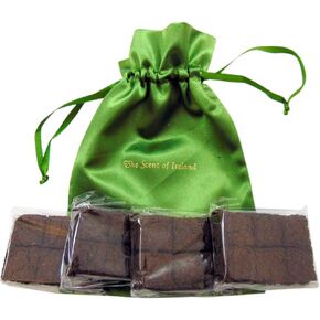 Irish Turf Peat Refills Bulk Pack with 24 Mini Sods in a Scent of Ireland Drawstring Gift Bag in Saudi Arabia