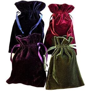 مجموعة حقائب Tarot Rune مكونة من 4 قطع - واحدة من كل لون: أكياس مخملية باللون الأخضر الطحلبي والأزرق الداكن والأرجواني والنبيذ مقاس 4 × 6 بوصات in Kuwait