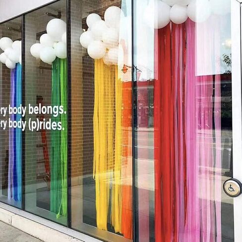 6 Rolls Crepe Paper Decorations，433ft Streamers Backdrop Decorations for Photo Booth Backdrop Birthday Party Graduation Ceremony Decoration in Saudi Arabia