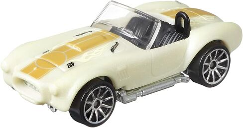 Hot Wheels Color Shifters Collectible Car ~ CFM48 ~ Shelby Cobra 427 SC - Die-Cast Color Changing Vehicle - Gold to White in Saudi Arabia