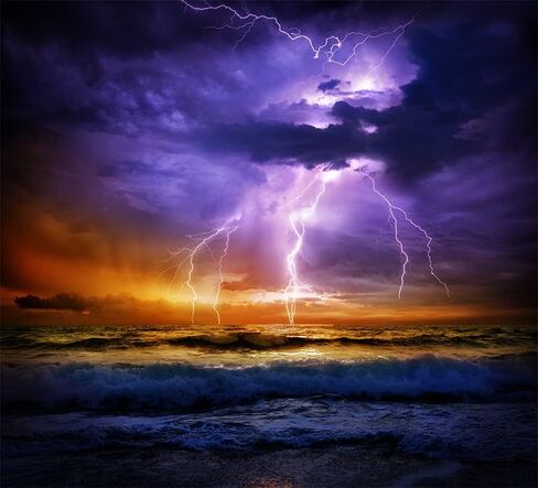 5D Diamond Painting Art Dark Cloud Weather Lightning Over Sea Full Drill Square Beads Diamond Painting Kits for Adults Crystal Gems Wall Art Home Decoration 35x35cm in Saudi Arabia