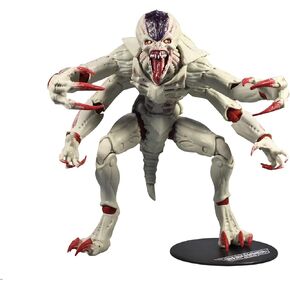 McFarlane Toys Warhammer 40,000 Tyranid Genestealer 7" Action Figure with Accessory in Kuwait