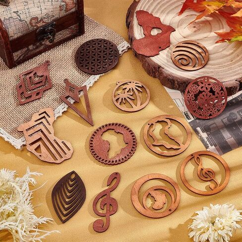 بي اتش باندا هول 36 قطعة من الدلايات الخشبية المجوفة غير المكتملة بـ 18 نمط مفرغ، دلاية خشبية مثلثة على شكل ورقة شجر مجوفة، قطع خشبية فارغة مجوفة لصنع المجوهرات والقلائد والحلقان بنفسك in Kuwait