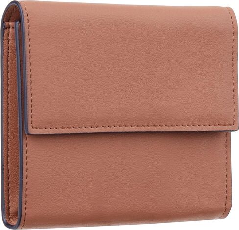 ترافيلامبو للأزياء النسائية in Kuwait