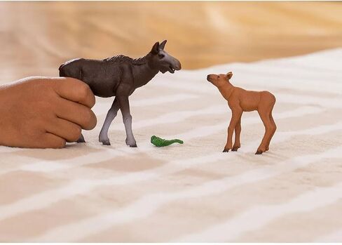 SCHLEICH 42603 Moose with Calf National Geographic Wild Life Toy Playset for Children Aged 3-8 Years in Saudi Arabia