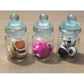 3 قطع مصغّر لخبز الكيك، حلوى حلوى حلوى حلوى حلوى الكيك في الزجاجة الشفافة، عبوة طعام صغيرة #MF015 in Kuwait