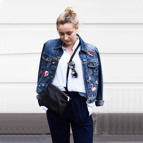 Riverbyland Valentine's Day Sequin Iron On Patches Bling Sexy Lip Pack of 2 in Kuwait