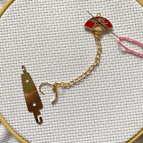 DPXWCCH 2 Pieces Fan Needle Minders for Cross Stitch, Magnetic Needle Nanny with Needle Threader DIY Pendant Decor for Sewing Tools & Accessory in Kuwait