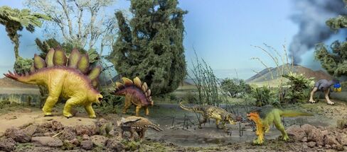 Safari Ltd. Dracorex Hogwartsia Figurine - Detailed 7.75" Dinosaur Figure - Educational Toy for Boys, Girls, and Kids Age 3+ in Saudi Arabia