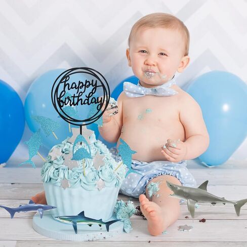 28 قطعة من أعلى كعكة القرش، طبقة علوية لكعكة عيد الميلاد ذات طابع المحيط، طبقة علوية لكعكة زعانف القرش in Kuwait