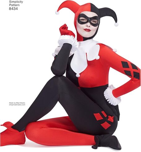 نمط 8434 AA Misses' DC Comics Bombshell Harley Quinn SEWING PATTERN، مقاس 10-18 in Saudi Arabia