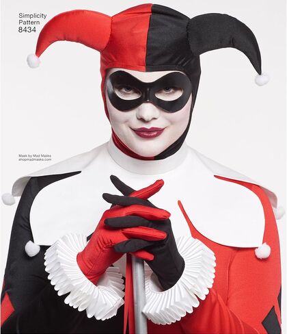 نمط 8434 AA Misses' DC Comics Bombshell Harley Quinn SEWING PATTERN، مقاس 10-18 in Saudi Arabia