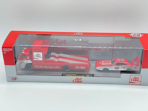 اجهزة ام 2 سيارة هولرز 1966 دودج L600 COE & 1969 تشارجر دايتونا هيمي بمقياس 1:64 TW12 21-12 احمر فضي من ام 2 قابلة للتجميع 1 من 7400 in Kuwait