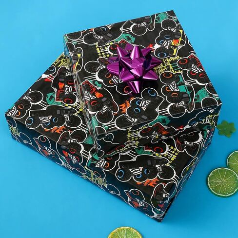 يو كوفر ورق تغليف هدايا عيد ميلاد بتصميم شاحنة مونستر للاطفال الاولاد من 3 قطع، ورق تغليف هدايا سيارة سباق سوداء كبيرة للرجال لحفلات استقبال المولود والعطلات مع خط مقطوع، ورق تغليف هدايا مسطح مطوي in Kuwait