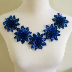 5pcs Flower Patches Sequins Embroidery Arts Crafts Sewing Patches(Diameter：8cm)(Blue) in Kuwait