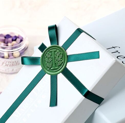 ختم ختم الشمع على شكل حرف W من Amoco، ختم ختم الشمع القديم القديم، رأس نحاسي كلاسيكي بمقبض خشبي حرف أبجدي ختم الشمع الأولي (W) in Saudi Arabia