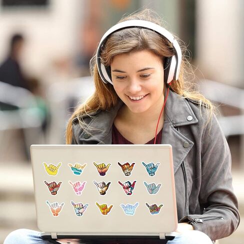 62 قطعة من الملصقات السائبة المعلقة المقاومة للماء للأطفال والبنات والأولاد والمراهقين والبالغين لأعياد الميلاد والهالوين ومستلزمات الديكور الخاصة بزجاجة المياه والكمبيوتر المحمول والدراجة in Kuwait