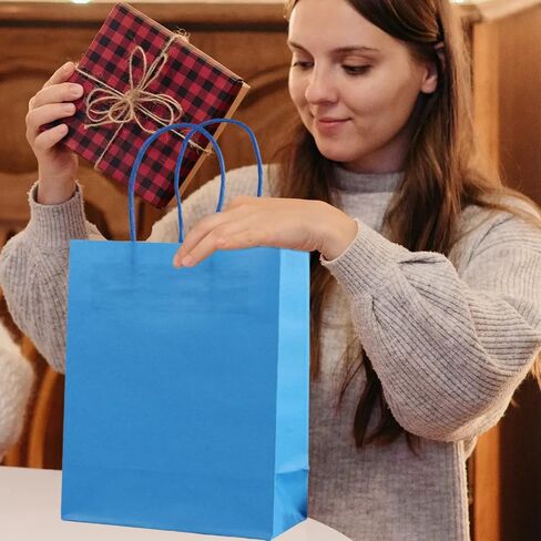 42 قطعة من أكياس الهدايا الورقية من COLOGO، أكياس ورق كرافت بمقابض لأعياد ميلاد الأطفال، والحرف اليدوية، وحفلات الزفاف، ومستلزمات الحفلات، مقاس 8.26 بوصة × 6 بوصة × 3.15 بوصة مع 21 لونًا in Kuwait