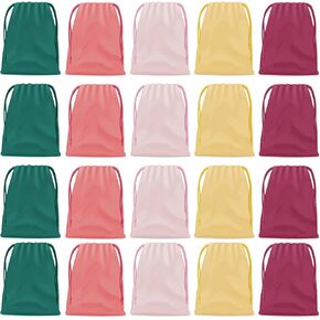 حقيبة هدايا بدون رباط من 25 قطعة من مجوهرات حفلات الزفاف وحقيبة برباط سحب 20.32 سم × 25.4 سم (وصلة سفلية) حقائب بلاستيكية بألوان متنوعة لتغليف هدايا الأطفال في الحفلات. in Kuwait