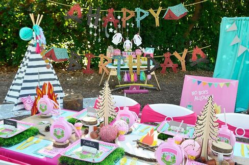 لافتة التخييم لعيد الميلاد السعيد، لافتة عيد ميلاد للتخييم اللامع، زينة حفلات عيد ميلاد التخييم، مستلزمات حفلات أعياد الميلاد في الأماكن المغلقة والمفتوحة للمنزل والتخييم ديكور عيد الميلاد in Kuwait