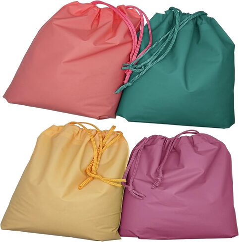 حقيبة هدايا بدون رباط من 25 قطعة من مجوهرات حفلات الزفاف وحقيبة برباط سحب 20.32 سم × 25.4 سم (وصلة سفلية) حقائب بلاستيكية بألوان متنوعة لتغليف هدايا الأطفال في الحفلات. in Kuwait