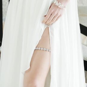 BETHYNAS Shiny Wedding Bridal Garter Bling Diamond-Cut Thigh Chain for Brides Handmade Gemstone Cluster Leg Chain for Wedding Stretchy Thigh Belt for Women Girls (Style 2)