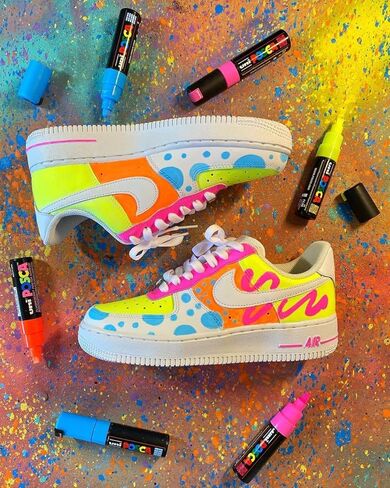 Posca PC-1M Water Based Permanent Marker Paint Pens. Extra Fine Tip for Art & Crafts. Multi Surface Use On Wood Metal Paper Canvas Cardboard Glass Fabric Ceramic Rock Stone Pebble Porcelain. Set of 8 in Saudi Arabia