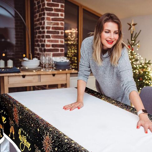 مفرش المائدة 4 قطع من Udefineit، غطاء طاولة بلاستيكي للاستعمال مرة واحدة لحفلة رأس السنة الجديدة، لوازم حفلات ولائم مستطيلة، ذهبي لامع وديكورات السنة الجديدة السعيدة in Kuwait